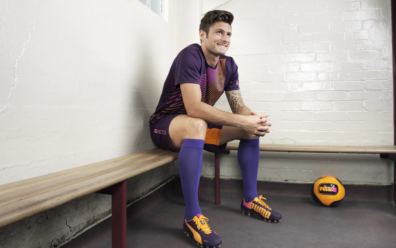 爱游戏平台-阿尔德斯上演客场逆转好戏，连续两场打破对手心态，士气正旺，阿斯尔·阿德尔