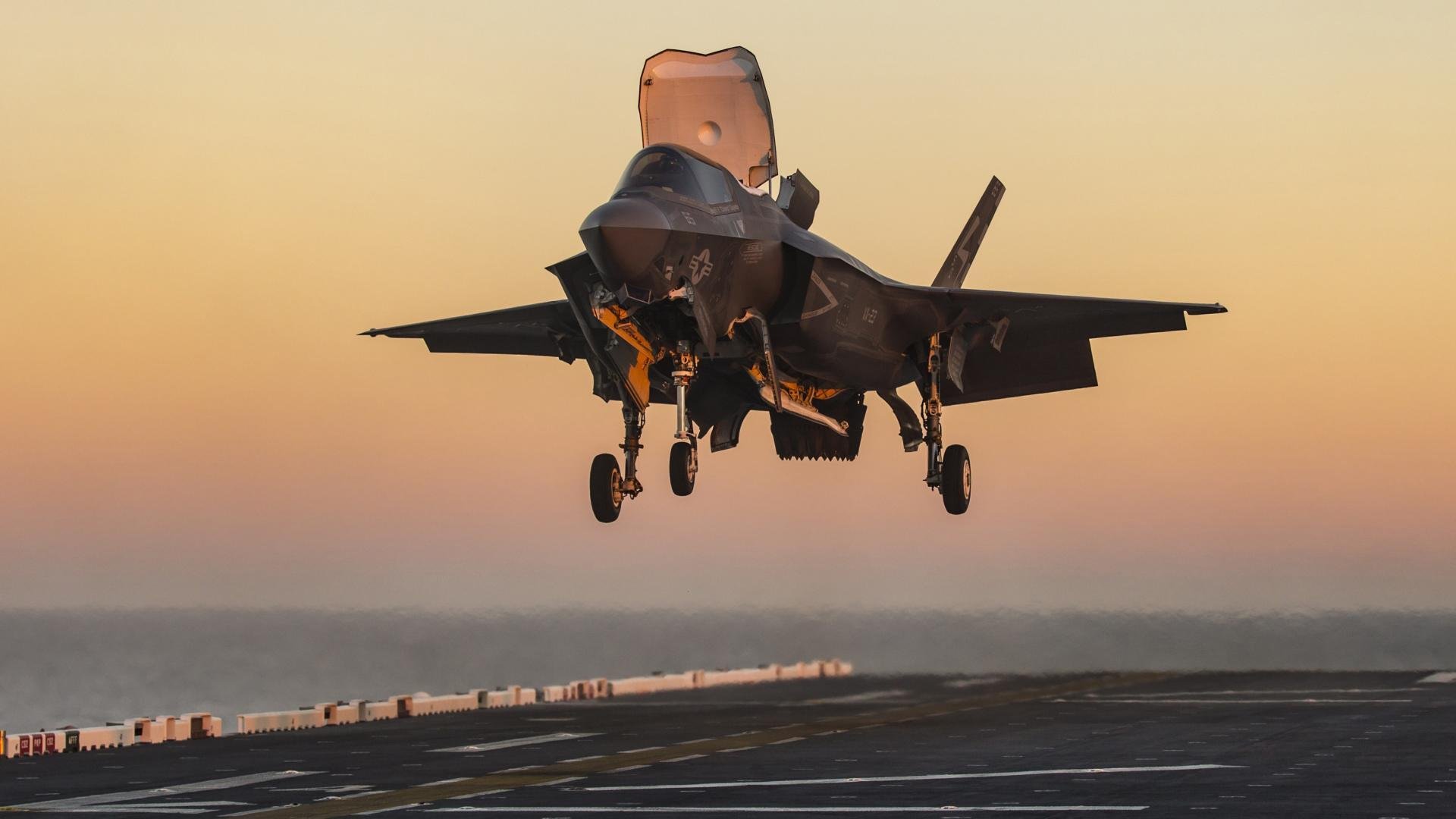 爱游戏app下载-波兰队未来战略：通过优秀教练的培养和全员训练提升整体实力，波兰队友